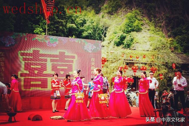 传统婚礼都有哪些习俗？哪些现在还使用？你的家乡有这些婚俗吗